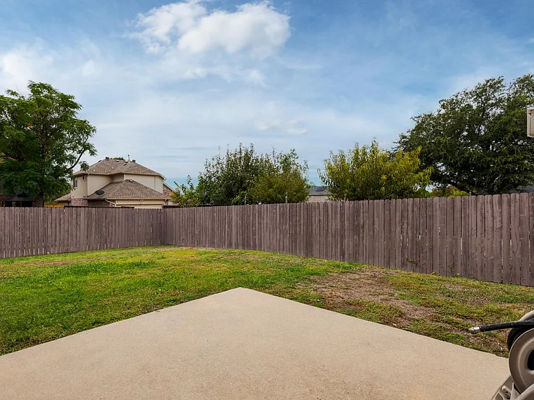 3928 Windford Dr — Photo 30