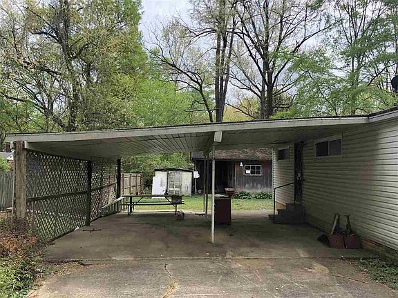 2nd image of 798 Westwood Ave