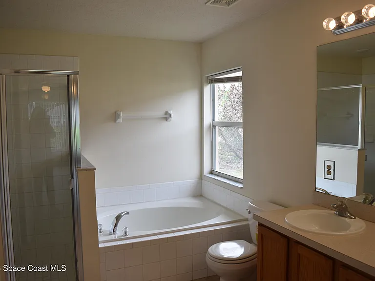 334 Bordeaux Ave NE — Photo 19