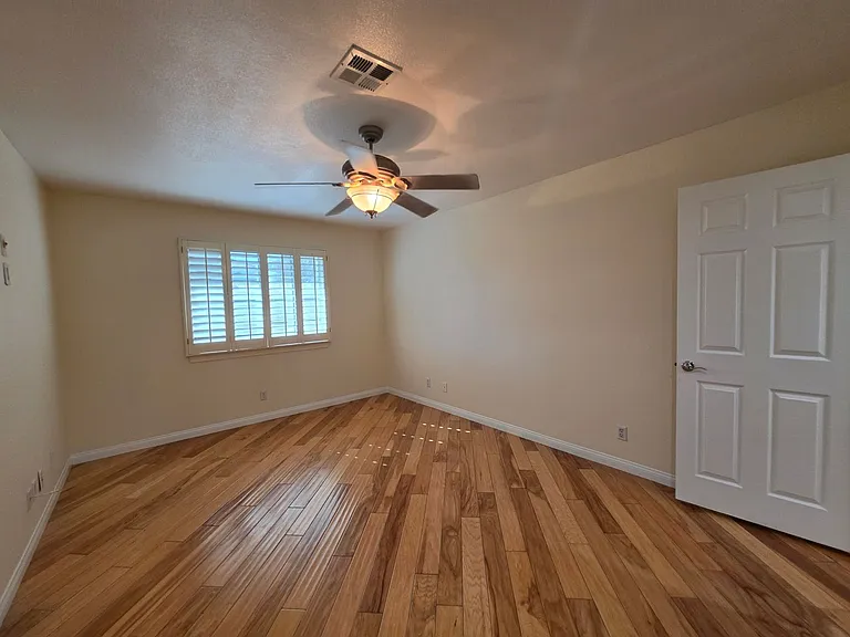 1836 Birdie Ln — Photo 17
