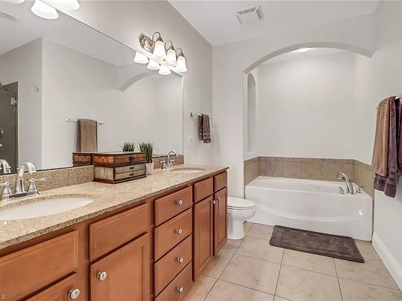 5th image of 1280 Verde DR #3901