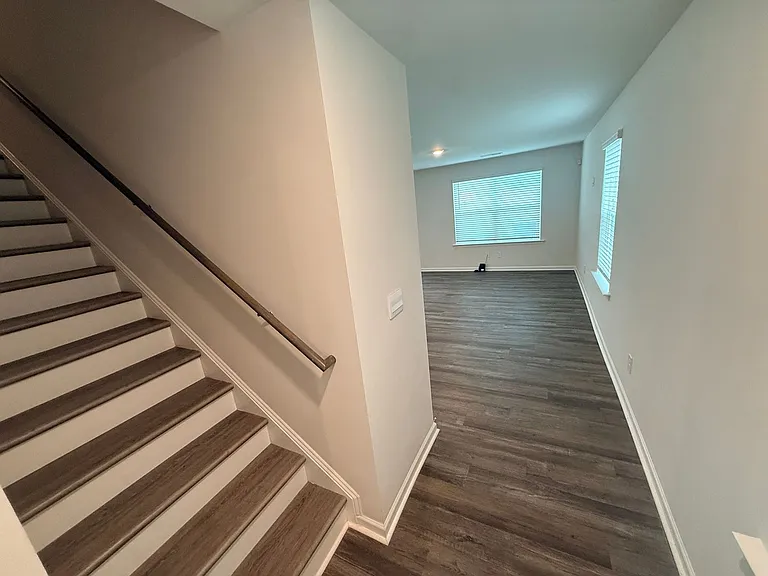 5167 Hyrule Dr — Photo 5