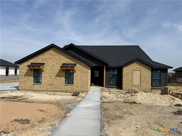 1122 Northcross Dr, Salado, TX 76571