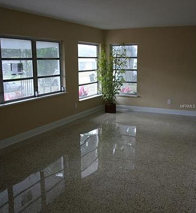 5th image of 5257 36th Ave N