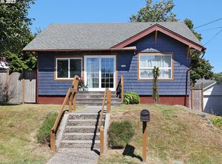 1426 8th St, Astoria, OR 97103