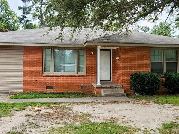 1906 W 34th Ave, Pine Bluff, AR 71603