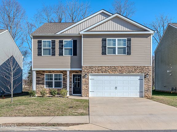 3rd image of 368 Hayley Marie Ln