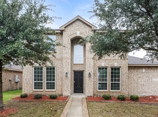 121 Parks Branch Rd, Red Oak, TX 75154