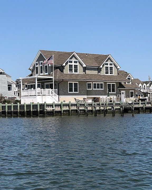 Amazing waterfront location