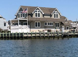 24 W 29th St, Beach Haven Gardens, NJ 08008