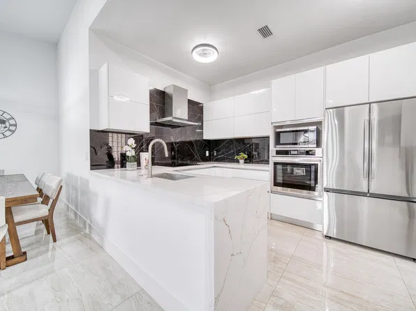 10690 NW 14TH Street #138, Plantation, FL 33322