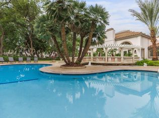 22219 Summit Vue Ln #CL65, Woodland Hills, CA 91367