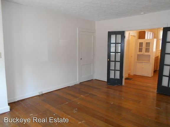 5th image of 164 W Northwood Ave