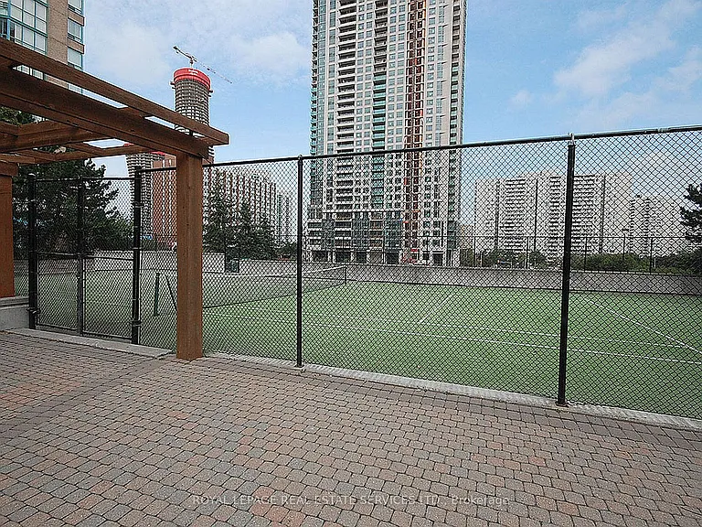 285 Enfield Pl #604 — Photo 45