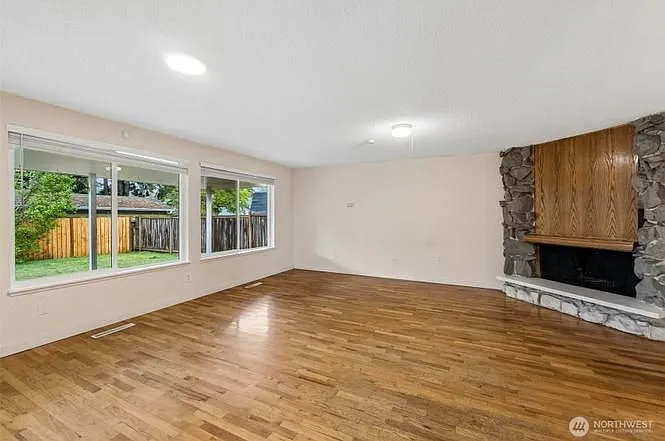 6202 84th St SW — Photo 21