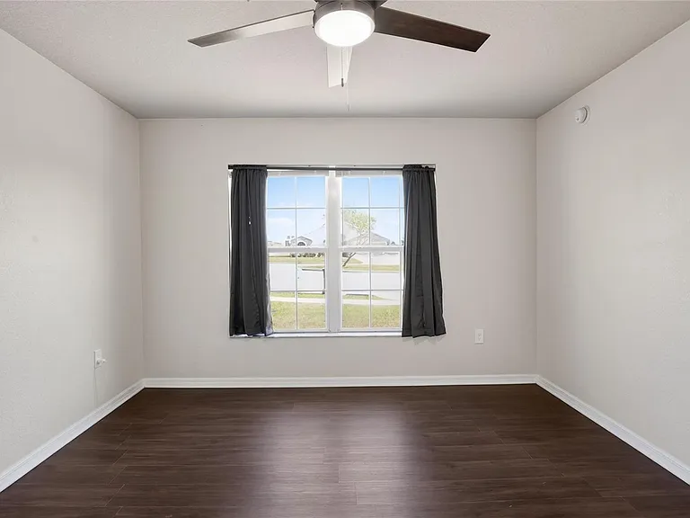 780 Overlook Grove Dr — Photo 19