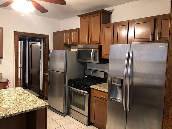 2nd image of 112-114 E 16th Ave
