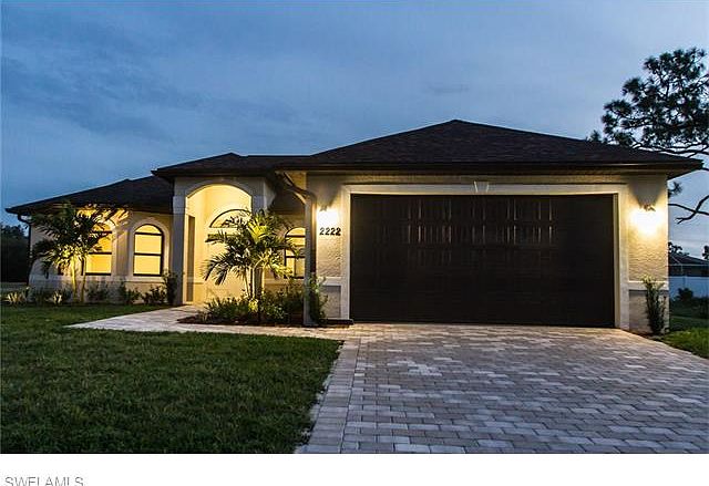 1st image of 2910 Chiquita Blvd S