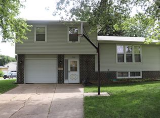 7101 S 81st St, La Vista, NE 68128