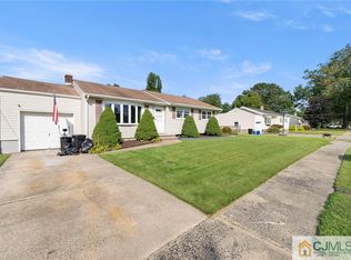 25 Kane Ave, Spotswood, NJ 08884