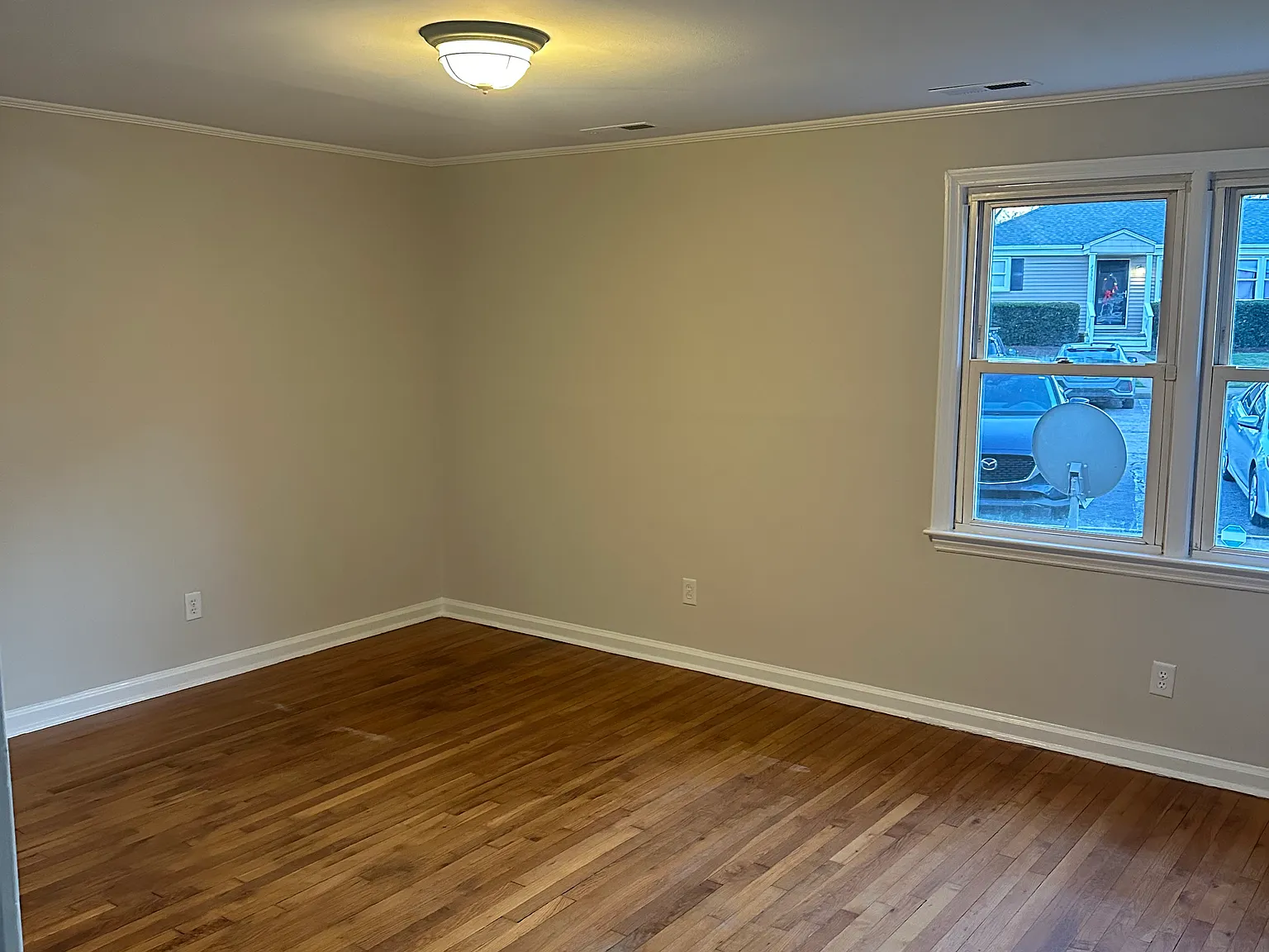 2361 Bernard St — Photo 3