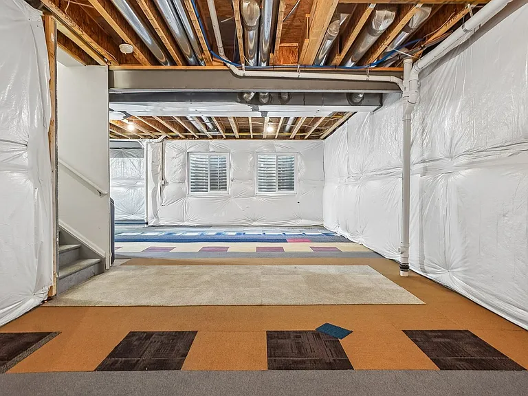 15017 Chicago St — Photo 51
