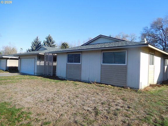 3rd image of 1536 SW 44th St