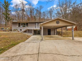 121 Hensley Rd, Kingston, TN 37763