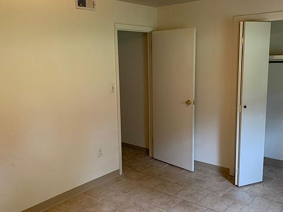 5th image of 716 N Sprigg St APT 102