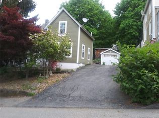 4 Whitaker Ave, Norwich, CT 06360