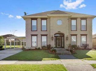 2809 Acorn Dr, Violet, LA 70092