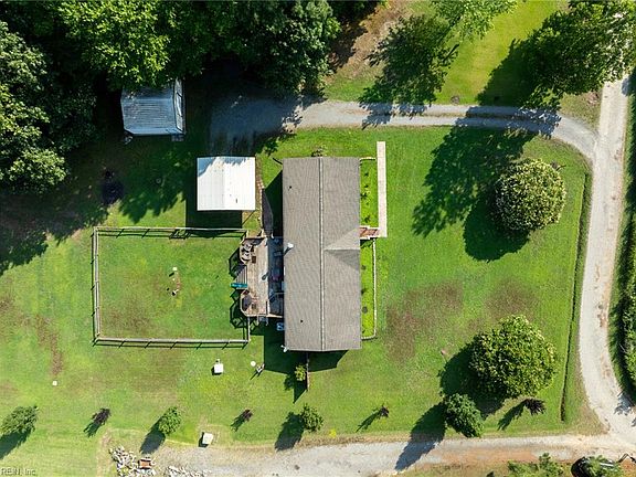 2nd image of 185 Jenkins Neck Rd