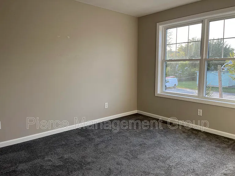 6-21 Clarendon Way #21 — Photo 13