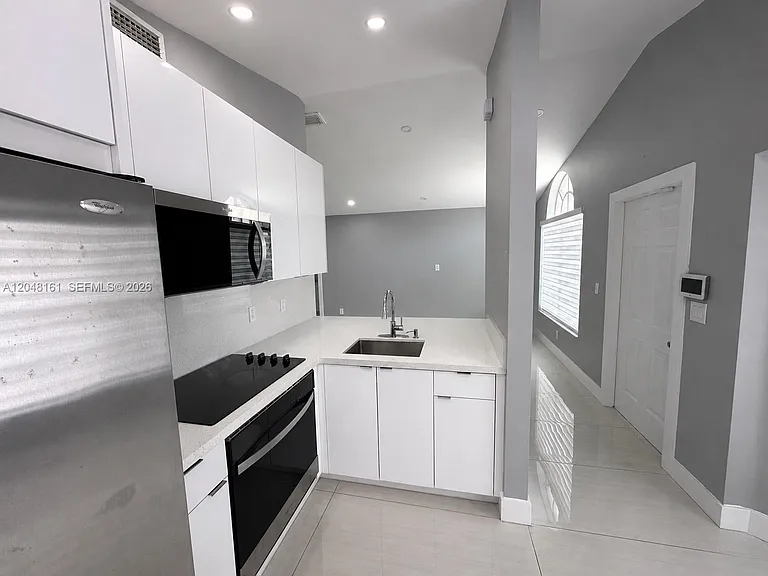 21562 SW 87th Pl — Photo 3
