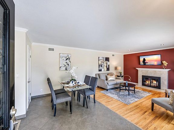 5th image of 828 Blaisdell Ct