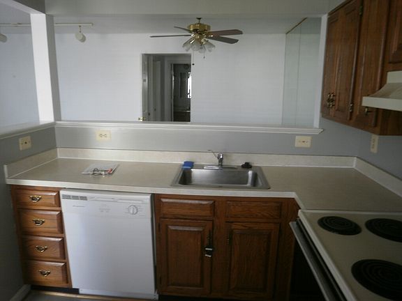 2nd image of 7838 Waverley Mill Ct