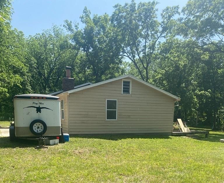 42 Wallace Ln, Lacygne, KS 66040 MLS 2439592 Zillow