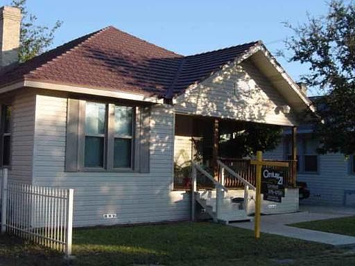 1st image of 122 LORETTA ST
