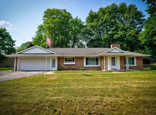 5335 S Sycamore Dr, Burton, MI 48509