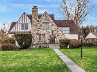 94 Waverly Ave, Eastchester, NY 10709
