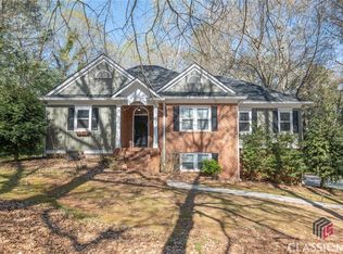 109 Saint James Dr, Athens, GA 30606