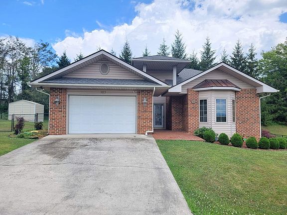 2nd image of 103 Magnolia Ct