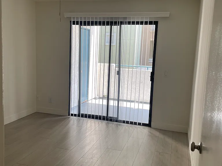 2550 College Pl #108 — Photo 13