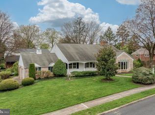 2715 Dickinson Ave, Camp Hill, PA 17011