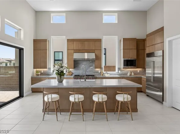 5064 High Hill St, Las Vegas, NV 89135