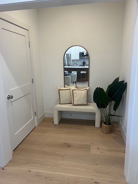 1st image of 105 Sea St #102