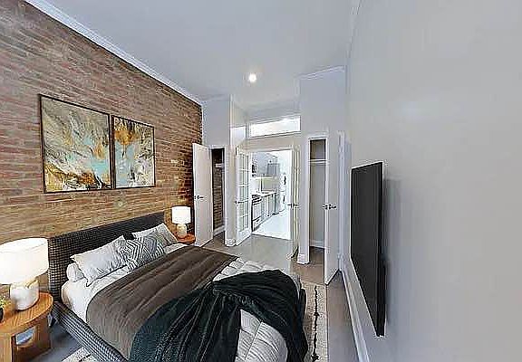 5th image of 113 Elizabeth St APT A