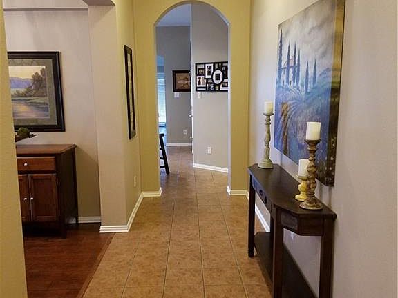 4th image of 9068 Weller Ln