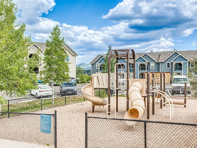 Gold Mountain Village — Photo 22