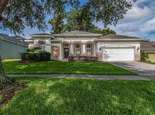 606 Heritage Park Ct, Valrico, FL 33594